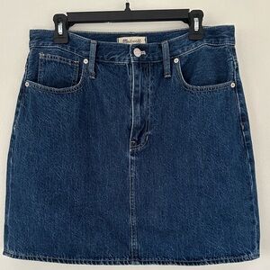 Madewell Rigid Denim A-Line Skirt Size 30 Excellent Condition